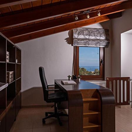 Villa Ellovos With Private Pool Rethymnon Exterior foto